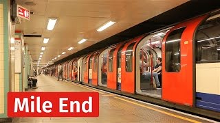 London Underground Tight Action at Mile End Station [upl. by Scrivenor]