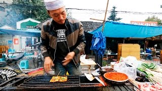 Filipino Street Food Tour in Quiapo Market Manila Turon Kwek Kwek Fried isaw [upl. by Neal]