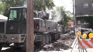 Gradall XL4100 Excavator Digging amp Dumping In Tight Quarters Forest Park Il [upl. by Redmond]