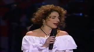 GLORIA ESTEFAN  NO TE OLVIDARE  1989  EN VIVO [upl. by Anitselec]