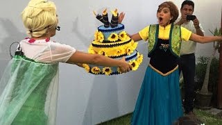 Show Frozen Fever canción un dia perfecto  Recreolandia [upl. by Elletnahc]