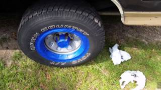 Spray painting my 1990 Ford Bronco rims [upl. by Rainer]