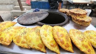 Filipino Street Food Tour  BALUT and KWEK KWEK at Quiapo Market Manila Philippines [upl. by Notgnirrab]