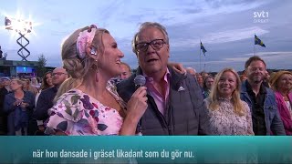 Sanna Nielsen Lasse Berghagen   En Kväll I Juni Live quotAllsång På Skansenquot 2019 [upl. by Nan]