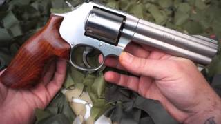 Smith amp Wesson 686 Talo 357 5quot Stainless Revolver Review  Texas Gun Blog [upl. by Smaoht195]